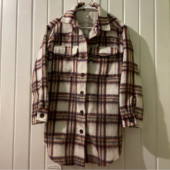 Maurices Tops - MAURICES faux wool shacket-medium NWOT